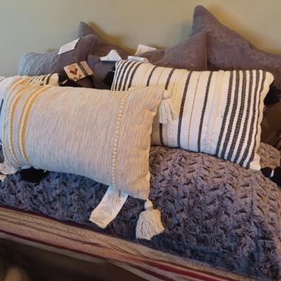 Sale Photo Thumbnail #104