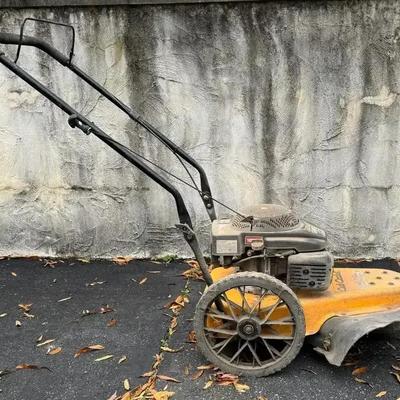 Cub Cadet ST100 