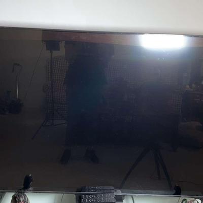 Samsung 60" TV