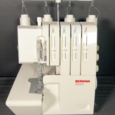 Bernina 800 DL