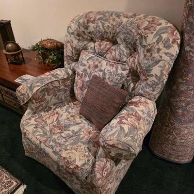 Sale Photo Thumbnail #44