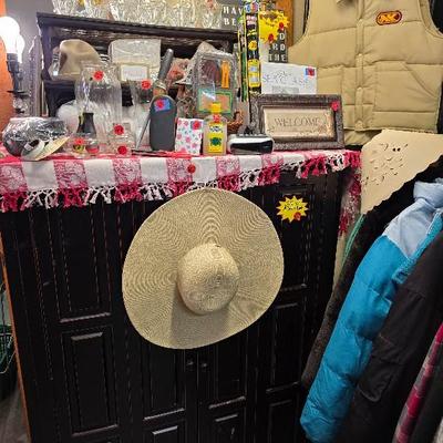 Sale Photo Thumbnail #38