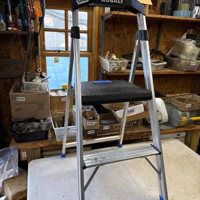 Sale Photo Thumbnail #738