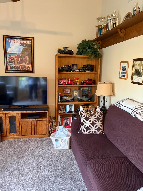 Sale Photo Thumbnail #3