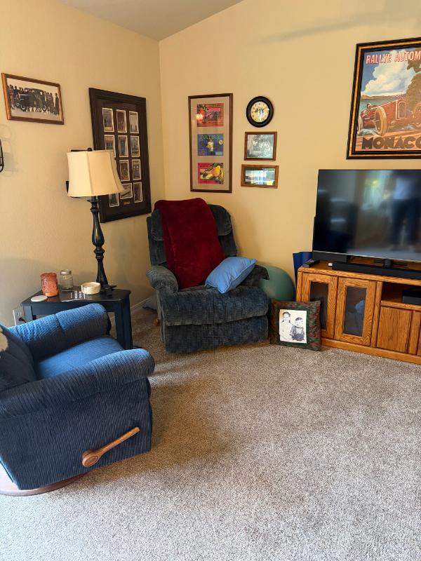 Sale Photo Thumbnail #2