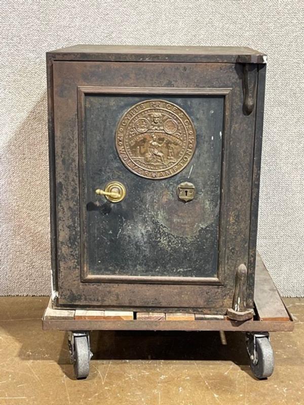 Sale Photo Thumbnail #18