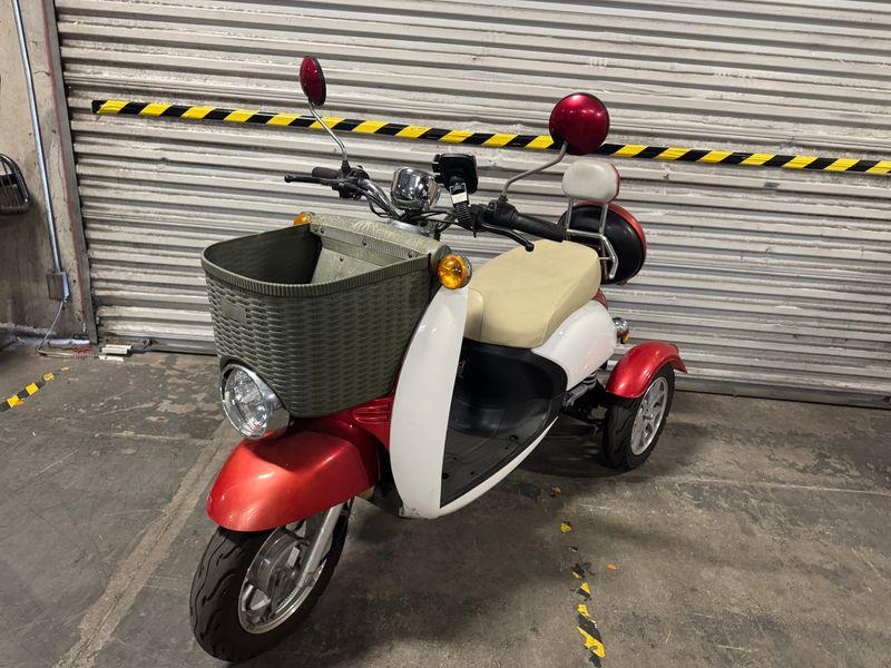 Sale Photo Thumbnail #5