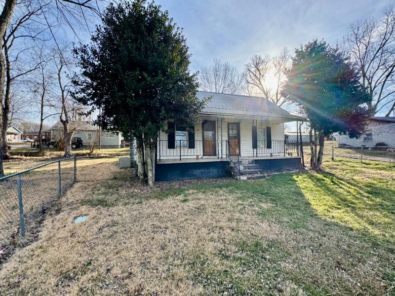 Sale Photo Thumbnail #3