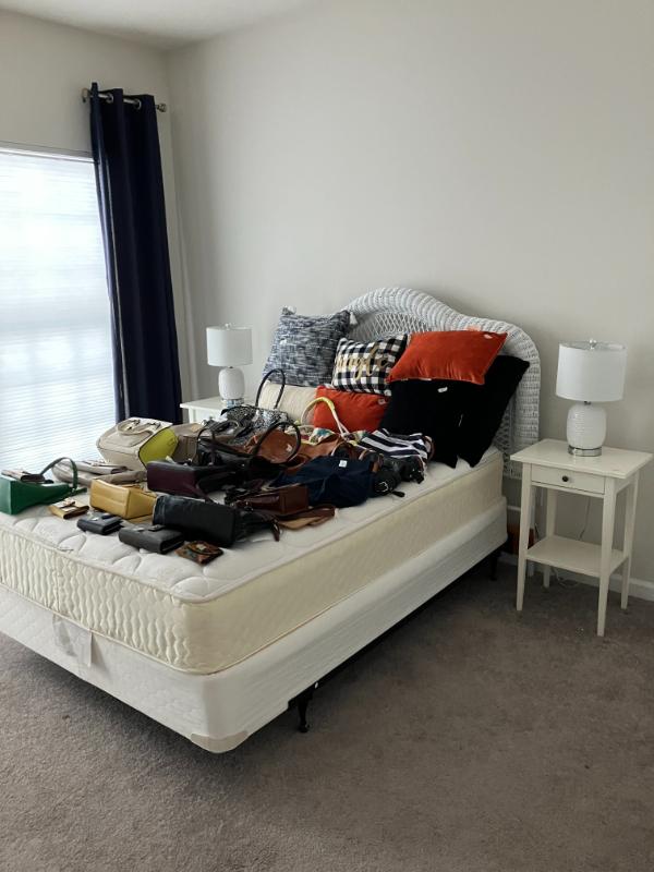 Sale Photo Thumbnail #27