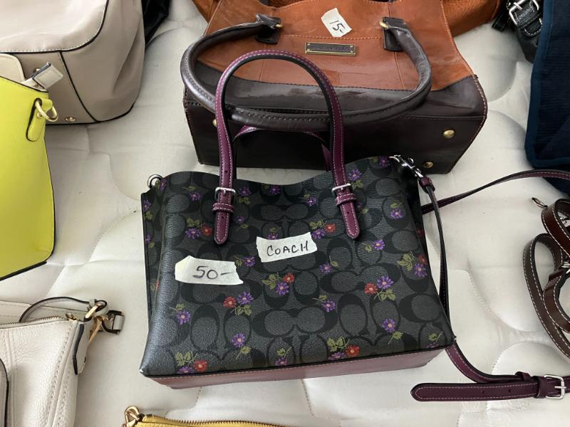 Sale Photo Thumbnail #31