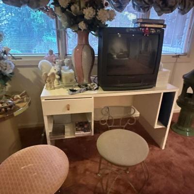 Vanity desk,