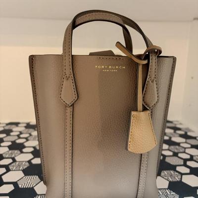 Sale Photo Thumbnail #253