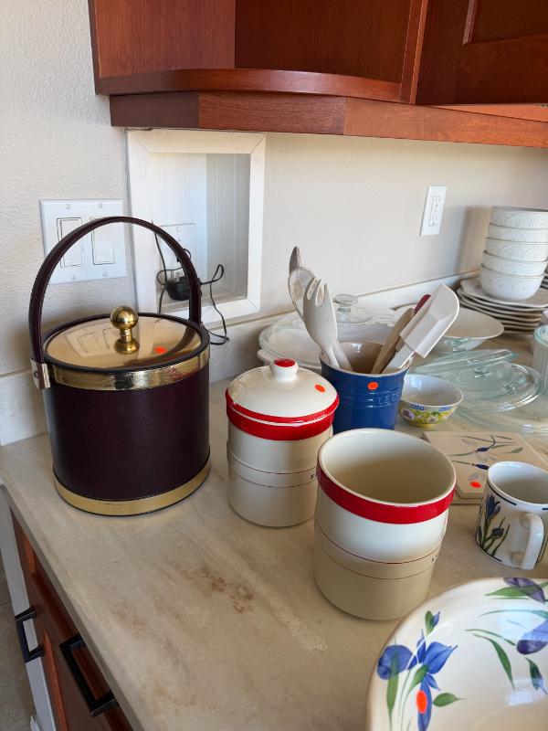 Sale Photo Thumbnail #16