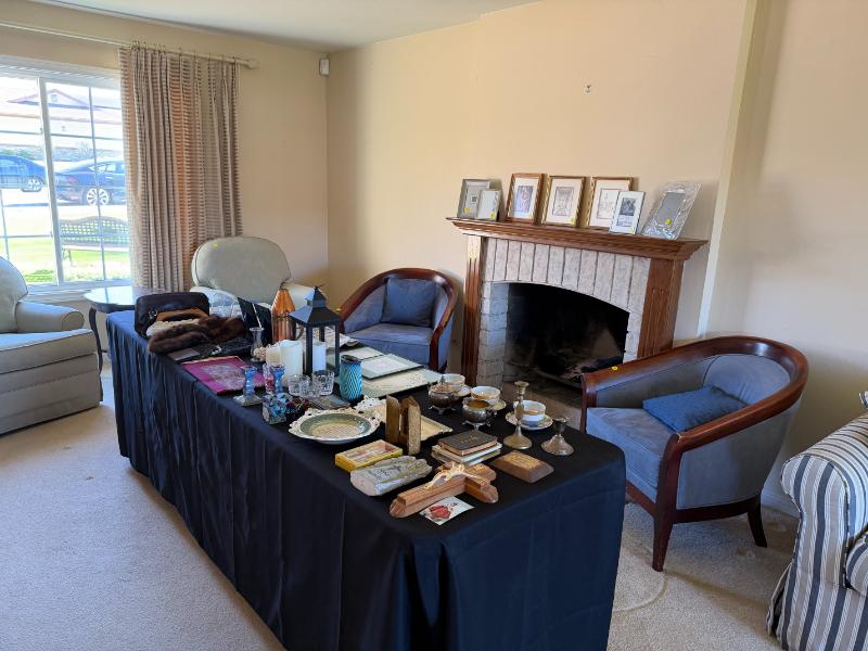 Sale Photo Thumbnail #7