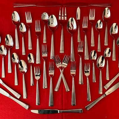 Oneida Amsterdam 40-Pc Set 