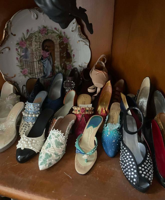 Sale Photo Thumbnail #48