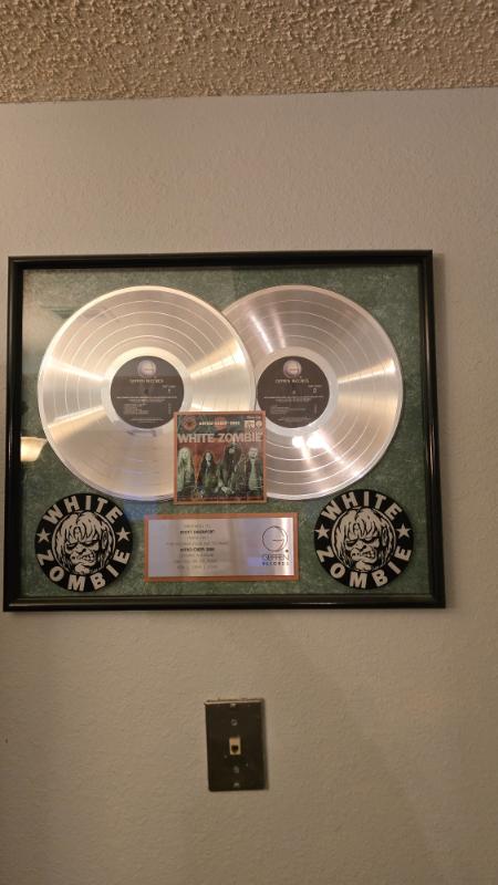 Sale Photo Thumbnail #26