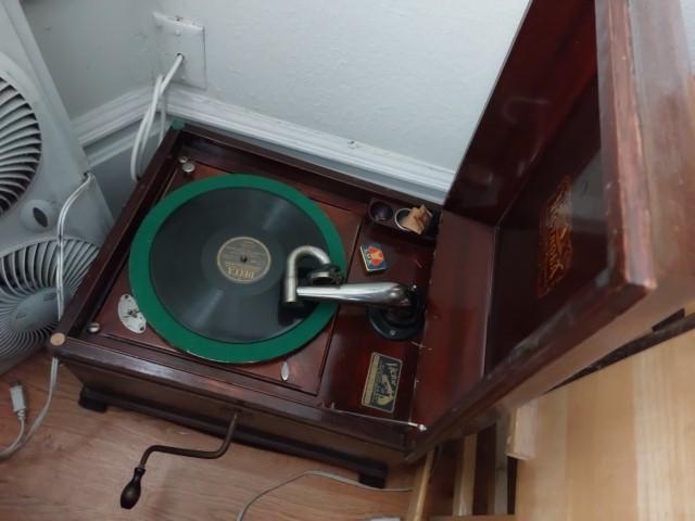 Sale Photo Thumbnail #4