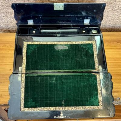 Antique English LapDesk 1860-1880
