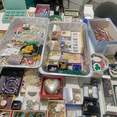 Sale Photo Thumbnail #95