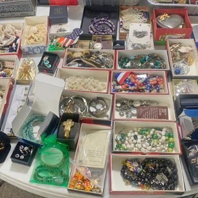 Sale Photo Thumbnail #94