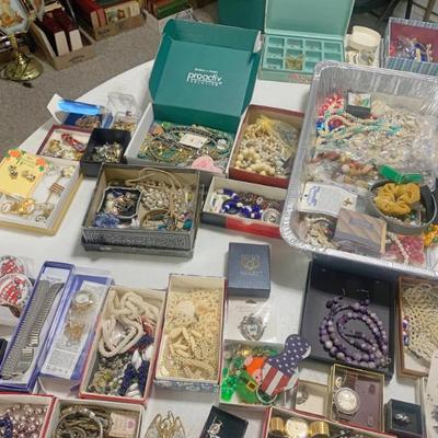 Sale Photo Thumbnail #96