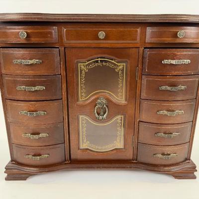 Sale Photo Thumbnail #187