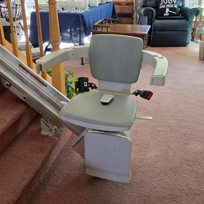 Sale Photo Thumbnail #95