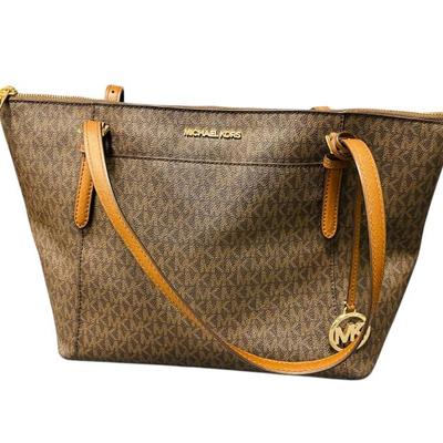 Sale Photo Thumbnail #49