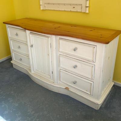 Sale Photo Thumbnail #129