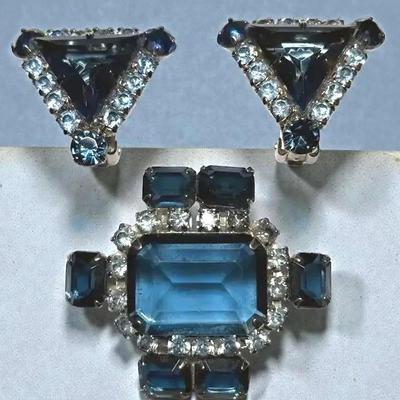 Blue rhinestone rectangle dimensional brooch triangle earrings