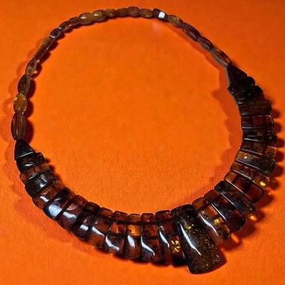 Graduated dark amber bead necklace