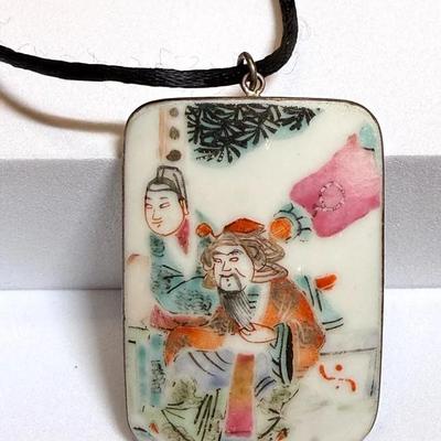 Chinese porcelain shard pendant necklace