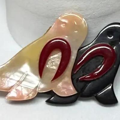 Le a stein paris walrus brooch