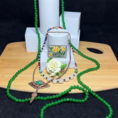 Mixed jewelry lot green floral theme