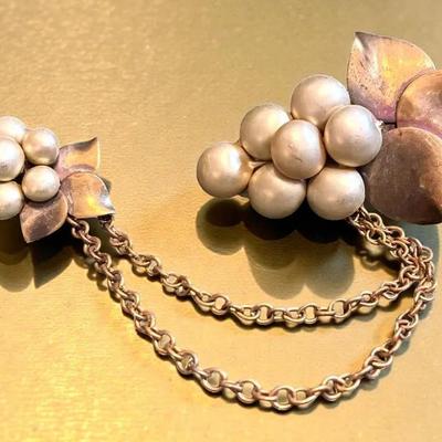 Grape chain brooch