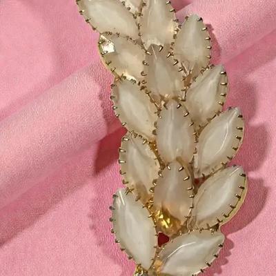Rhinestone leaf brooch