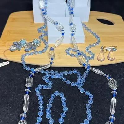 Glass bead necklaces blue clear glass