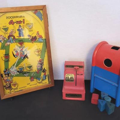 Vintage Pinball Machine + (BR2)