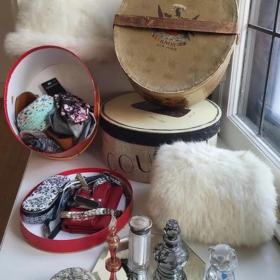 Women's Boutique (BR3)