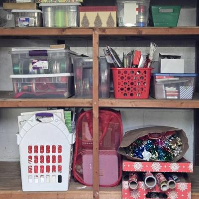 Huge Christmas Wrap Lot (B)