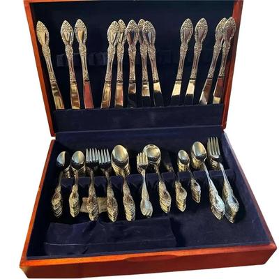152 Piece Mansfield Flatware 