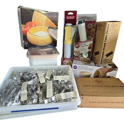 Baking & Other Kitchen Gadgets 