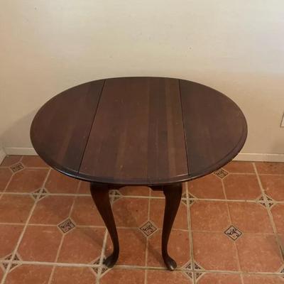 Vintage Drop Leaf Lamp Table