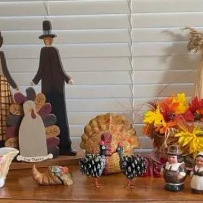 Thanksgiving Decor