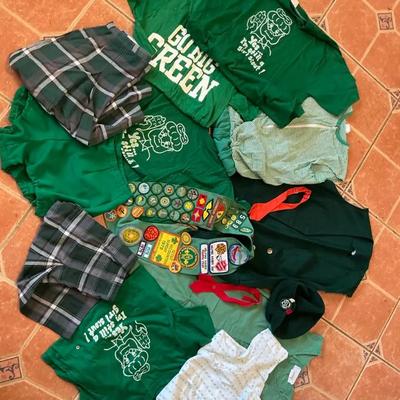 Vintage Girl Scout Full Uniforms, Shirts & Sash With Badges