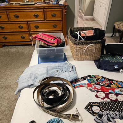 Sale Photo Thumbnail #128