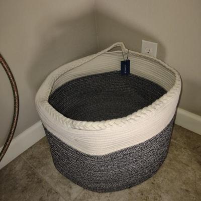 Sale Photo Thumbnail #117