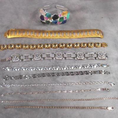 Sale Photo Thumbnail #92