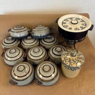 MCM Stoneware Lot: 10 Lidded Bowls, Flame-Chef Japan Casserole Dish & Fondue Warmer, Spongeware Jar
